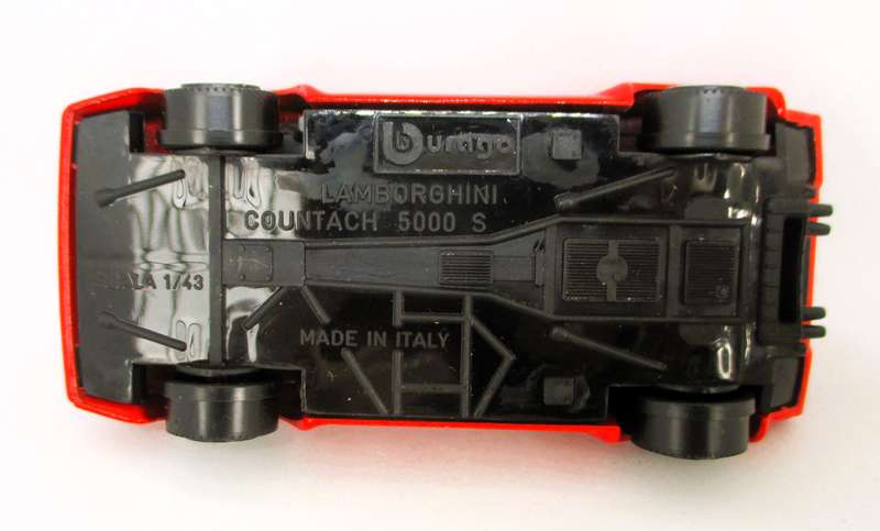 Buragu Lamborghini Countach 5000 model 1:43  Scale Die Cast Toy Car Vehicle