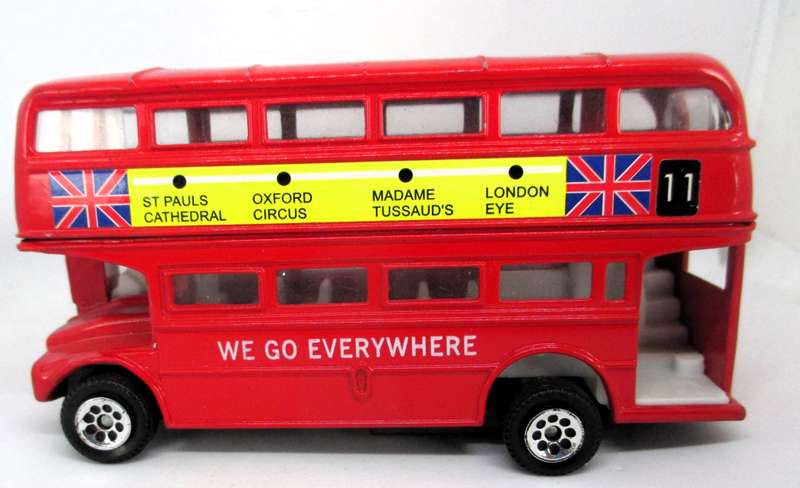 London Double Decker Bus no.11 Diecast Red - We Go Everywhere 1:70 Scale.