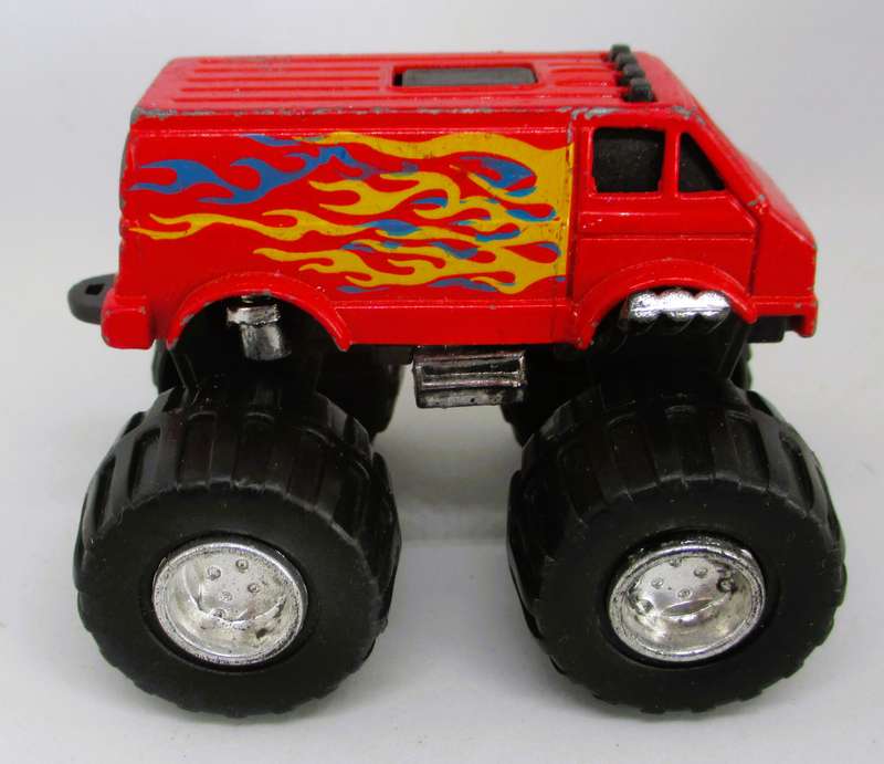 Vintage 1:64 Mighty Wheels Monster Truck Van / 1998 / Red With Flames