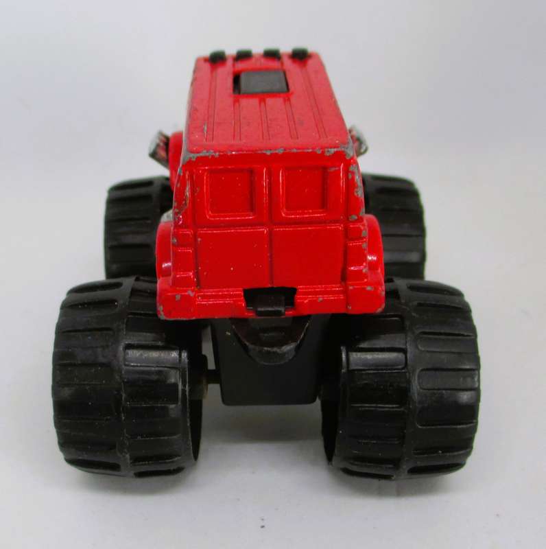 Vintage 1:64 Mighty Wheels Monster Truck Van / 1998 / Red With Flames