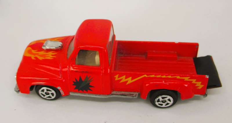 1956 Ford Pickup Truck Hot Rod 1:43 Scale Unbranded Made in China