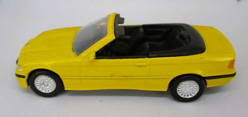 BMW M3 Cabiolet Dakar Yellow UT Models 1/43