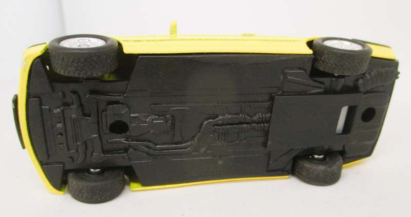 BMW M3 Cabiolet Dakar Yellow UT Models 1/43