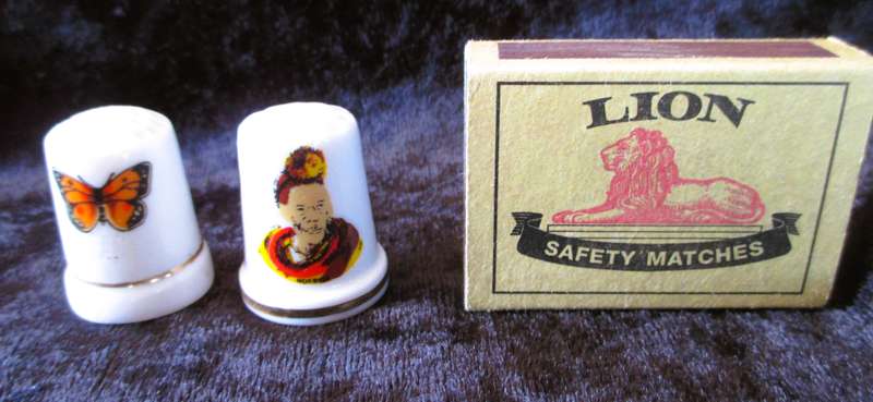 Lot of 2 Vintage Fine China Porcelain Thimbles, as per photo. 30mm high