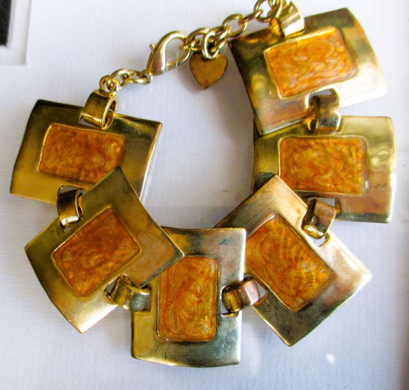 Vintage Brass and Amber Gilt Bracelet. Lovely item. 200mm long.