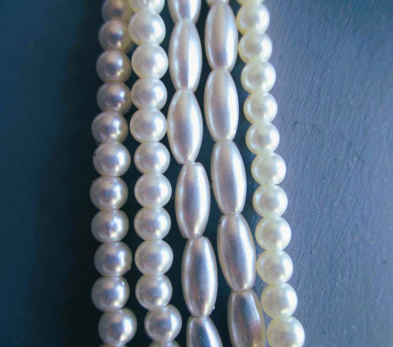 Vintage 5 strand faux pearl necklace. 460mm