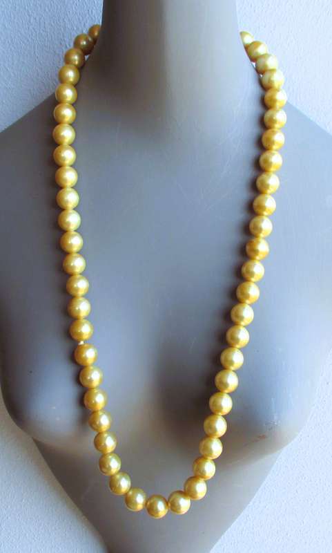Giant Vintage faux Round Gold Pearl Necklace. 70cm