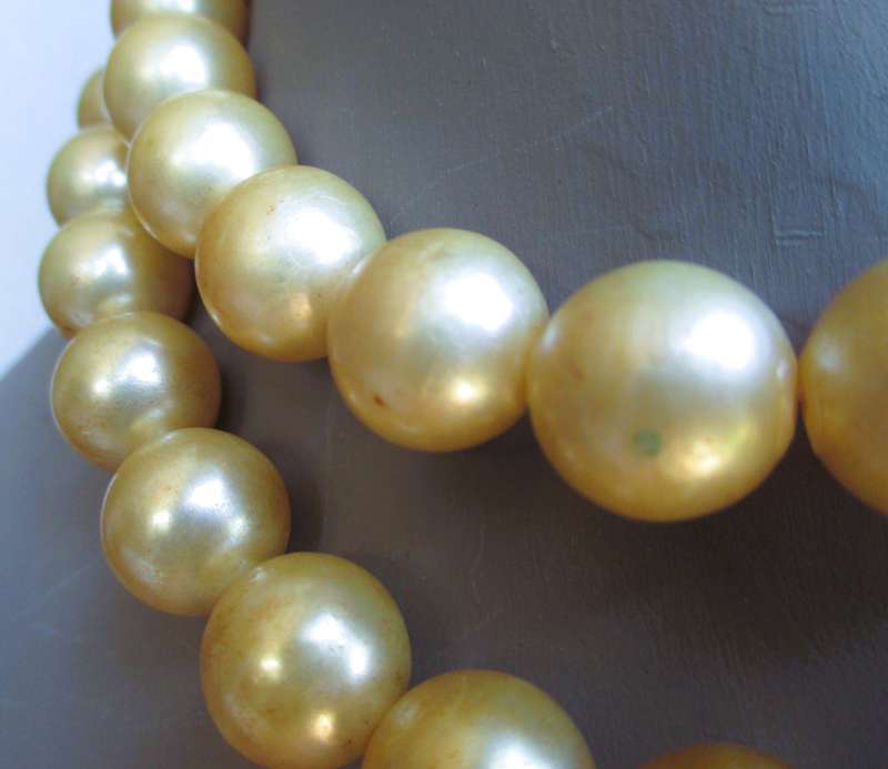 Giant Vintage faux Round Gold Pearl Necklace. 70cm