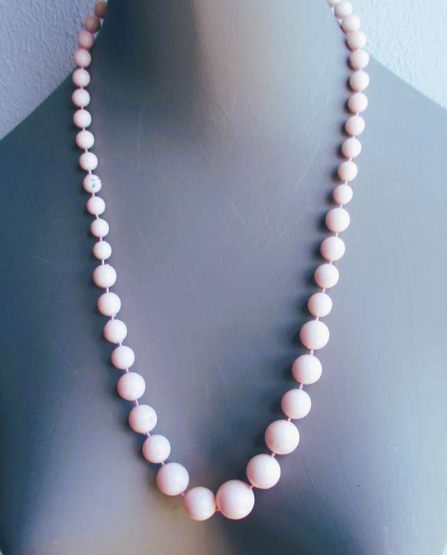 Vintage Soft Pink Round Bead Necklace. Hand strung.  54cm.