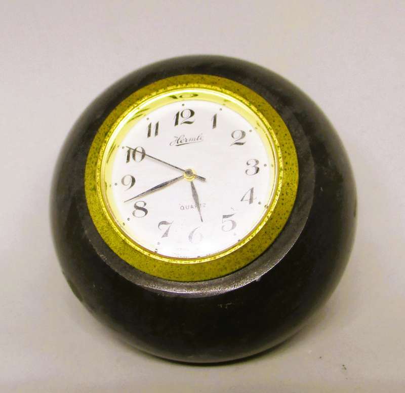 Vintage Small marble ball desk clock, Quartz. Made in Japan R O C. 50mm diameter