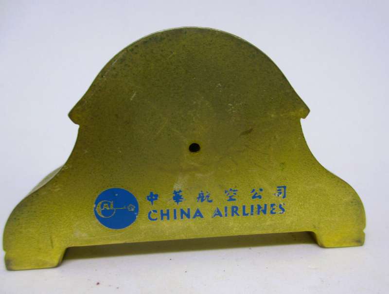 Vintage Small China airlines promotion desk clock, brass. Quartz, 70x40mm