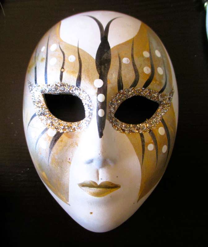 Vintage Retro Carnival Mini Mask Jester Venetian Wall Art Decoration Mardi Gras Decor Set of 5.