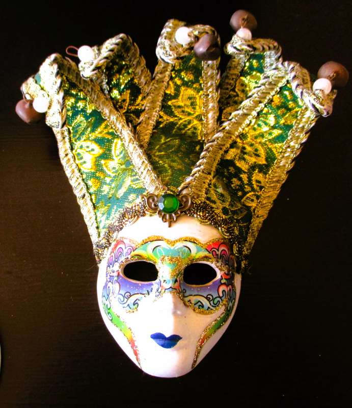 Vintage Retro Carnival Mini Mask Jester Venetian Wall Art Decoration Mardi Gras Decor Set of 5.