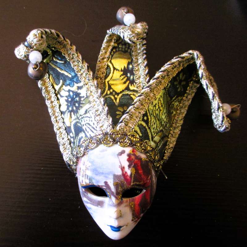 Vintage Retro Carnival Mini Mask Jester Venetian Wall Art Decoration Mardi Gras Decor Set of 5.