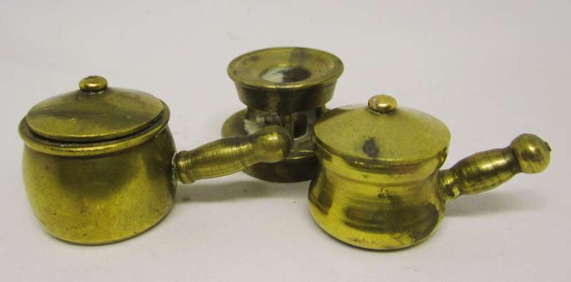 Vintage Brass Temptations Handcrafted Solid Brass Printer Tray ornaments.
