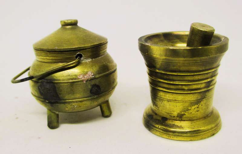Vintage Brass Temptations Handcrafted Solid Brass Printer Tray ornaments.