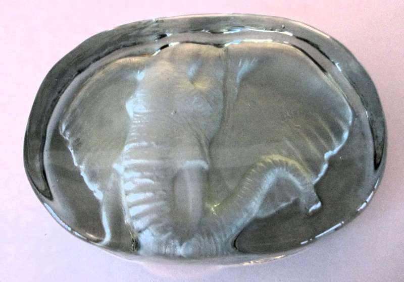 Set of Big Five Heavy Glass Paper weights, in box. Total weight 1770g.