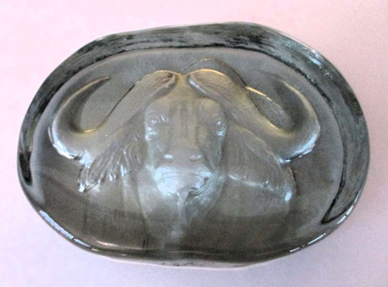 Set of Big Five Heavy Glass Paper weights, in box. Total weight 1770g.