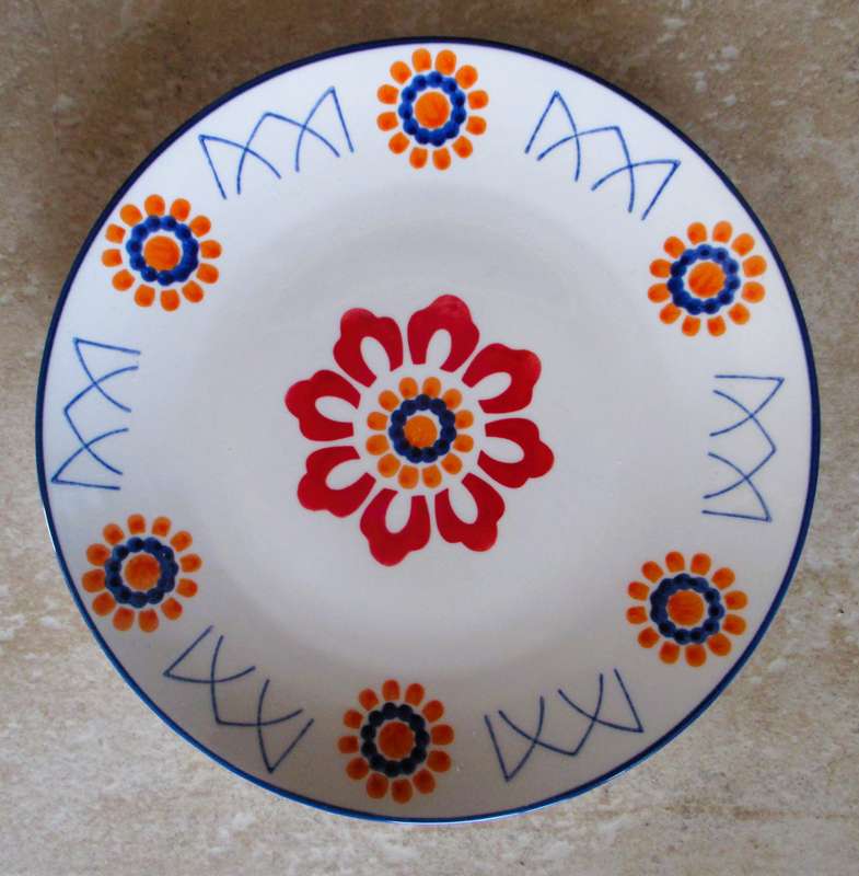 Large Hand paint ceramic dinner plate, 250mm diameter