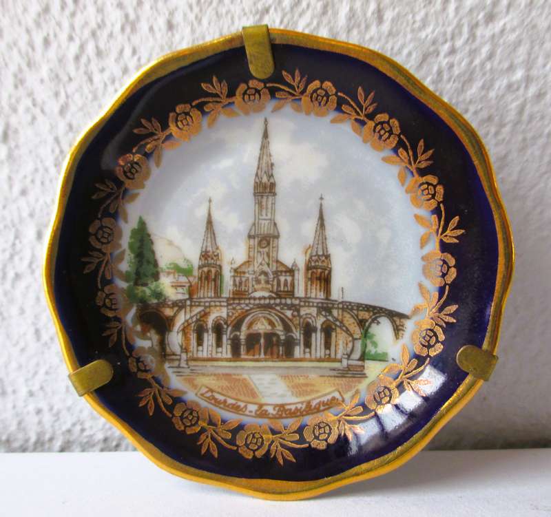 LIMOGES LOURDES A Porcelain vintage momento by Limoges, Souvenir of Lourdes. 50mm diameter