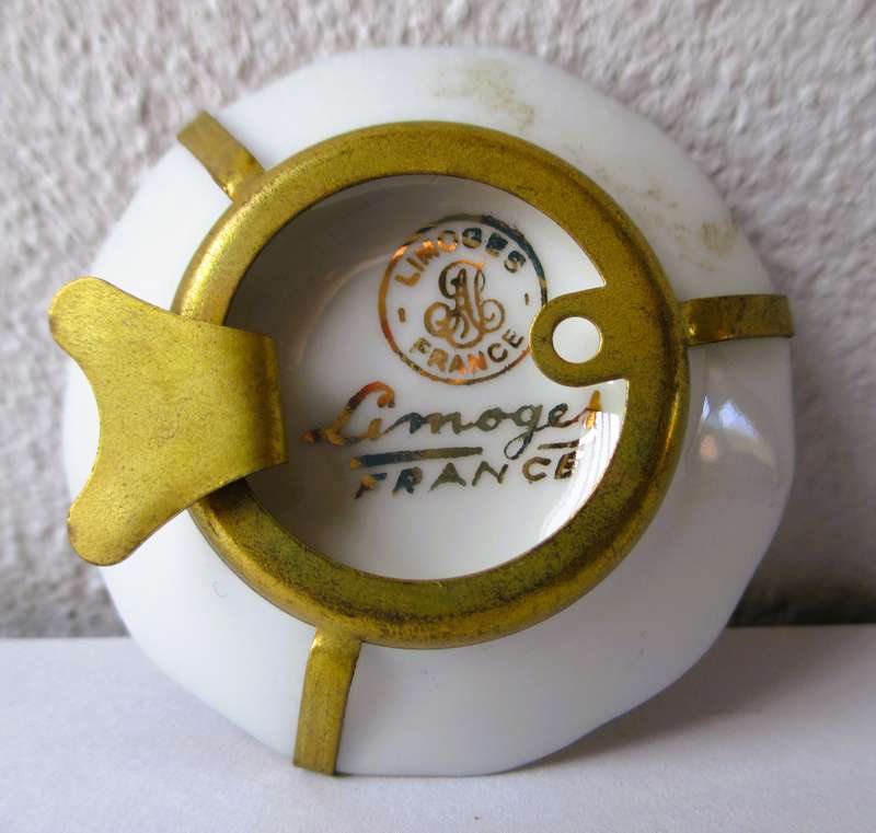 LIMOGES LOURDES A Porcelain vintage momento by Limoges, Souvenir of Lourdes. 50mm diameter