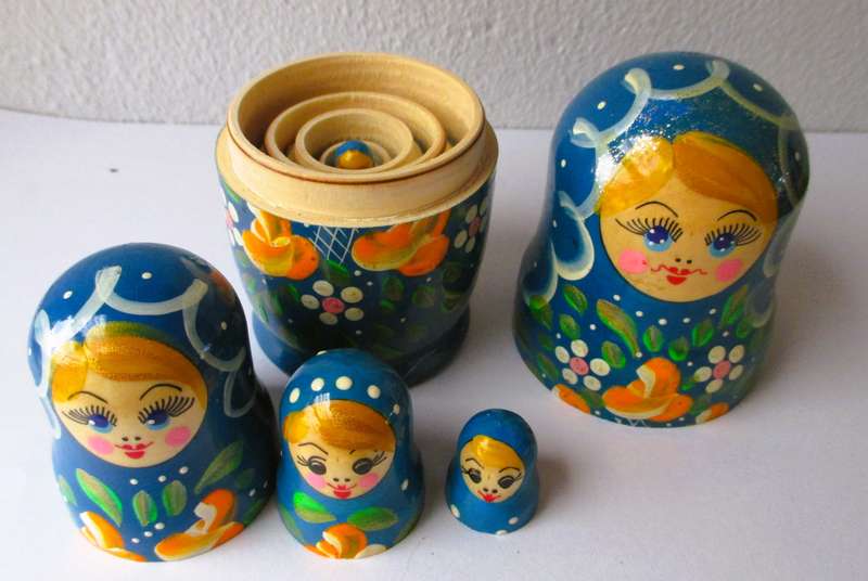 Vintage Hand Painted Russian Matryoshka nested dolls, Lot of 5. Biggest one 130mm high.