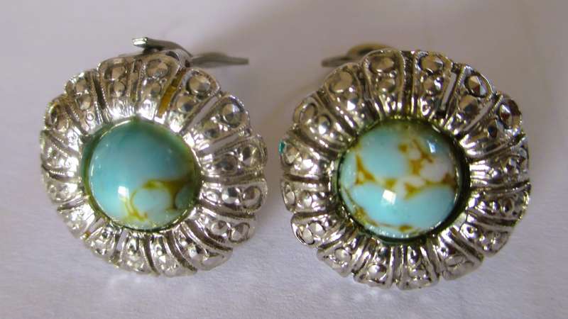 Art Deco Blue Peking Czech Glass & Faux Marcasite Silver Tone Pewter Pair of Clip-On Earrings