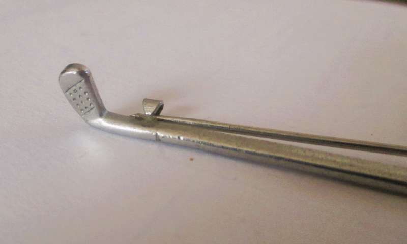 Unique (not sure) Silver "Golf Club" Brooch?Tie clip. 90mm
