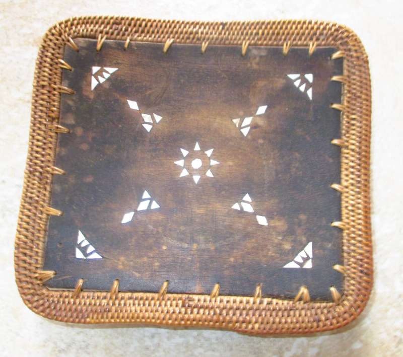 Vintage Chinese Wood and bone embedded Tray, wicker frame. On Three legs .200x180mm