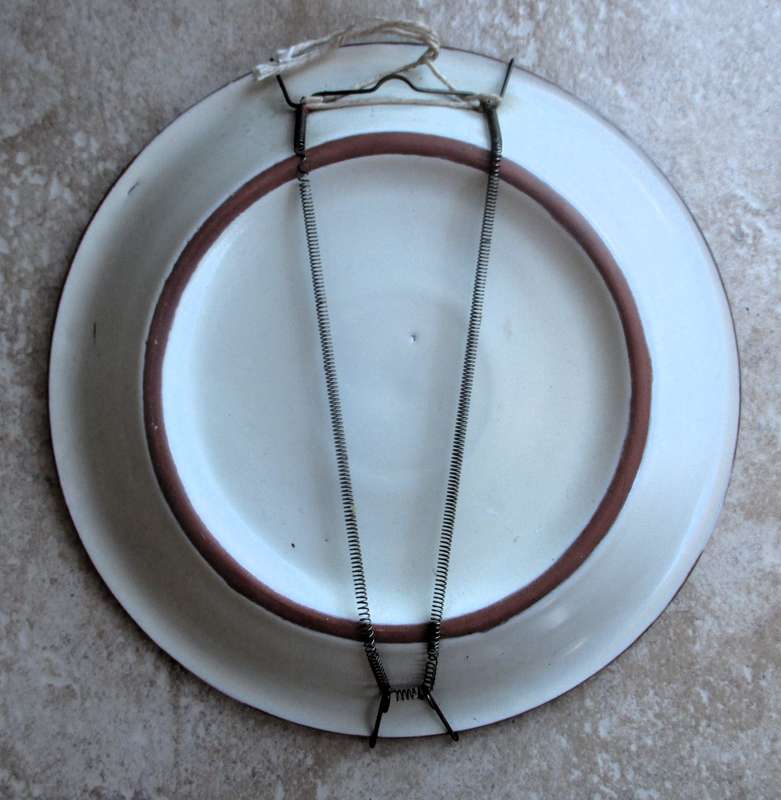 Creative Ceramic Hand painted Wall hanging plates, no markings. 250mm diameter.