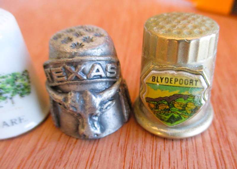 Lot of 4 Thimbles, as per photo.
