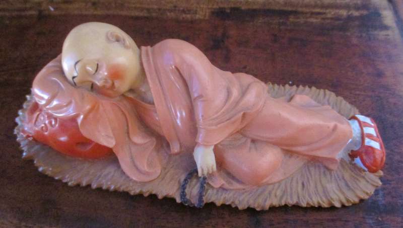 Vintage Shaolin Baby Monk Resin Figurenetaking a rest. Very Collectable. 160x60mm