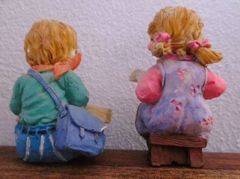 2x Vintage Baby Bookworms - Polyresin Collection - Hand Crafted / Hand Painted figurene 40x50mm each