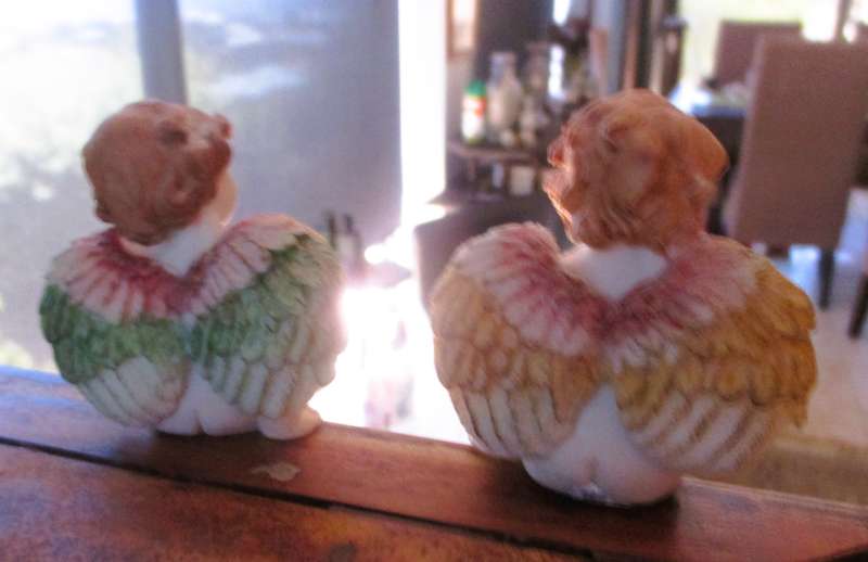 2x Vintage Cherub shelf sitting  Babies - Polyresin Collection - Hand Crafted figurene 80x50mm each