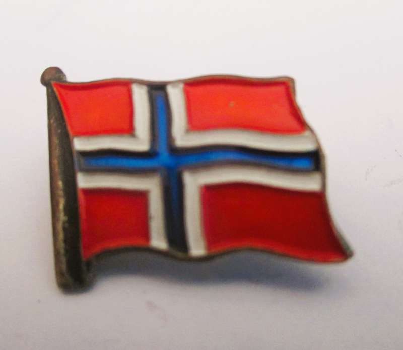 Vintage WW2 Norwegian Volunteer Badge