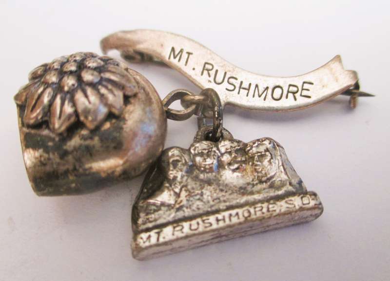 Vintage Silver Tone Edelweiss Flower Bell and Mnt Rushmore Souvenier Hat Pin. RARE.