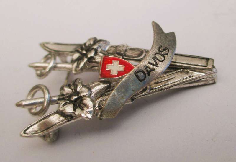 Vintage Davos Switzerland Mountaineering Alpine Ski Hat Enamel Souvenir Pin