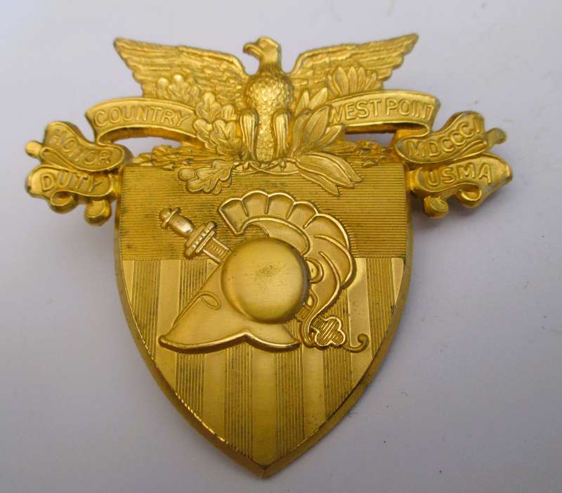 Vintage US Military Academy West Point Cap Hat Badge Insignia Army Screwback