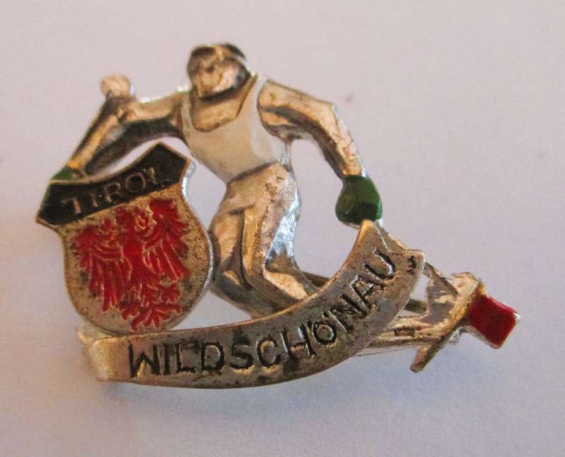 Vintage European Alpine Hiking Ski Travel Souvenir Hat Pin Badge Tirol Wildschonau