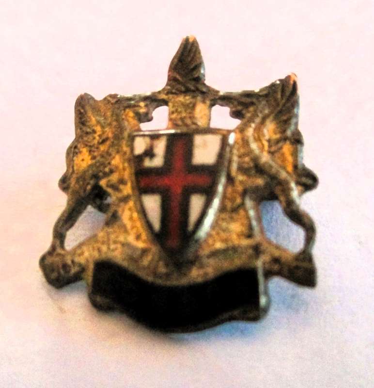 Vintage Souvenir City Flag Country Coat Of Arms London Travel Badge