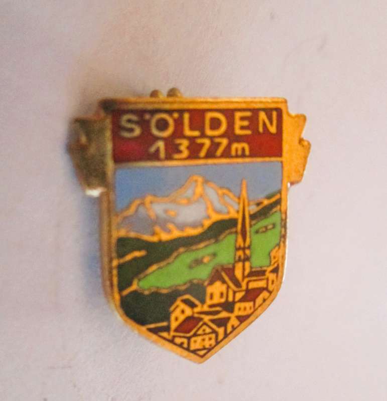 Vintage 1960's Enamel Solden 1377m  Austria Ski Travel Badge