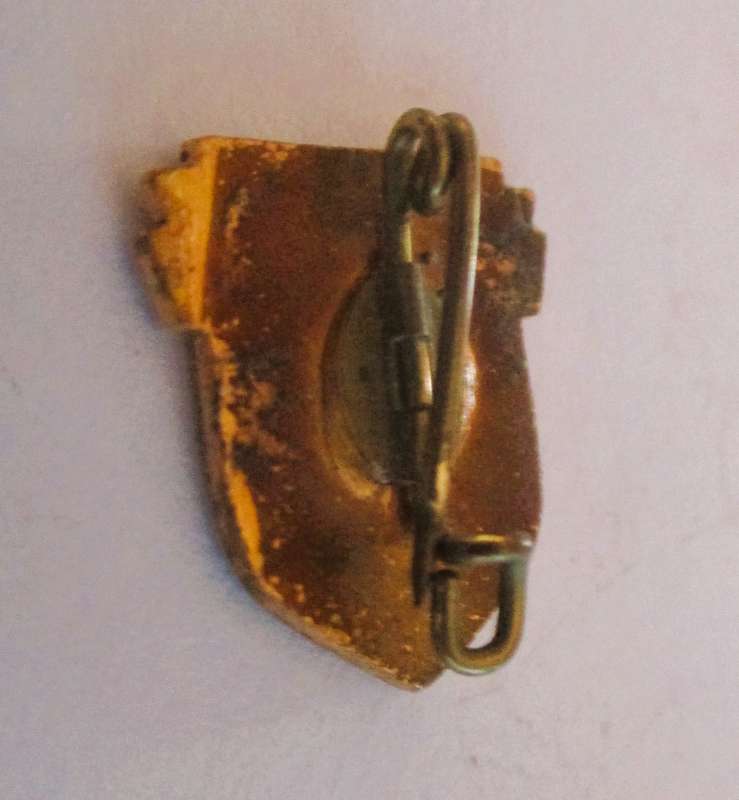 Vintage 1960's Enamel Solden 1377m  Austria Ski Travel Badge