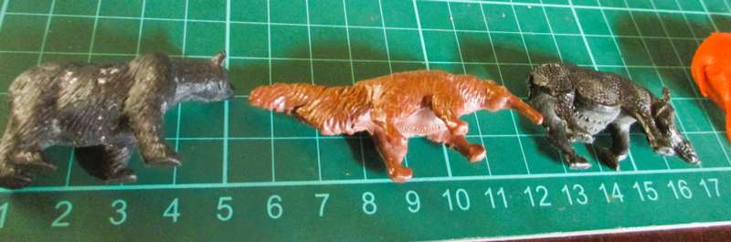 Lot of Vtg Plastic Farm Safari Zoo Animals. Scale as per photo.