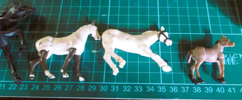 Lot of Vtg Plastic Horses. Scale as per photo.