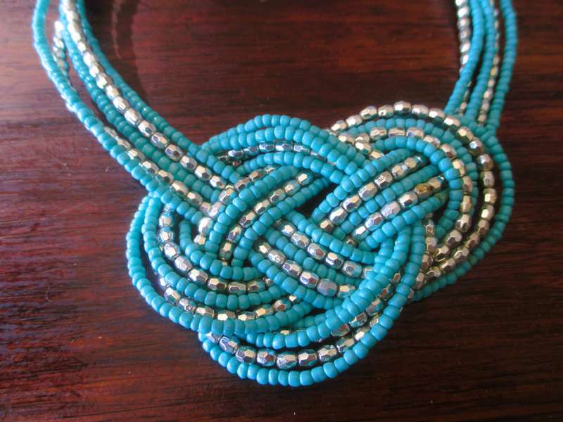 Vintage Necklace Turquoise Blue & Silver colour Seed Beads Knot, Striking item.