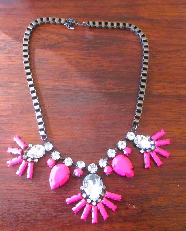 Vintage Bulky Pink crystal and glass stone statement necklace