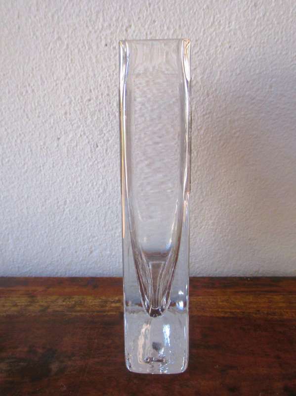 Vintage PEWTER FLORAL RELIEF ART NOUVEAU VASE 150x110x30mm