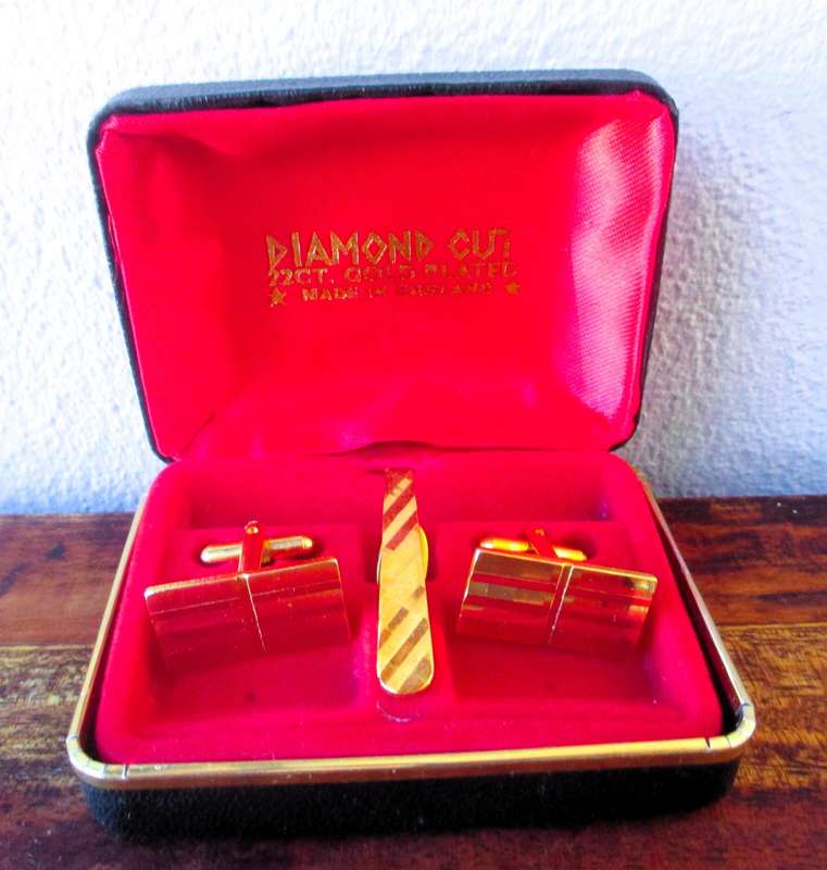1960s Set of Diamond Cut Cufflinks and Tie pin, 22ct gold plated in box.
