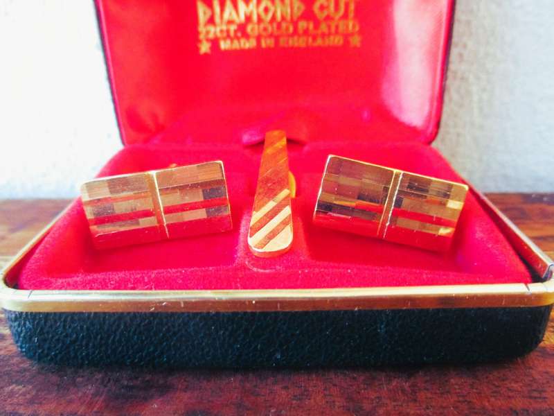 1960s Set of Diamond Cut Cufflinks and Tie pin, 22ct gold plated in box.
