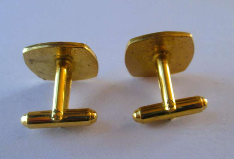 Vintage pair of Volkskas Bank Cufflinks.